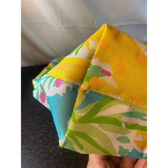 Lilly Pulitzer /Estee Lauder tote bag - Picture 5 of 6